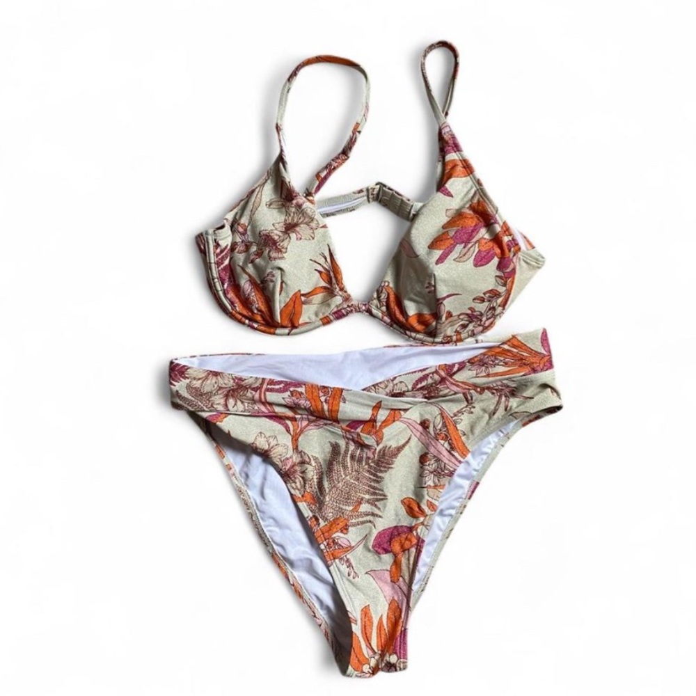 Cupshe women’s two piece bikini set in size L - Picture 2 of 5